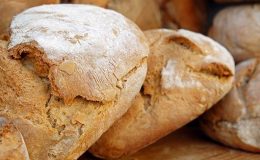 Calories du pain de poisson, chiffres nutritive et bienfaits pour la santé