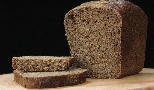 Calories du pain germé, chiffres nutritionnelle et vertues pour la santé