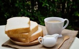 Calories du pain farine de riz, la valeur nutritive et bénéfices pour la santé