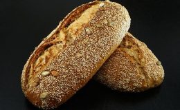 Calories du pain de mais, la valeur nutritive et bénéfices pour la santé