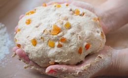 Calories du pain fromage, la valeur nutritionnelle et bénéfices pour la santé