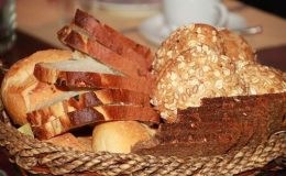 Calories du pain batard, la valeur nutritive et vertus pour la santé