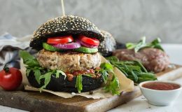 Calories du pain au charbon, la valeur nutritive et vertus pour la santé
