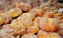 Calories du pain cereale, chiffres nutritive et bénéfices pour la santé