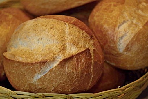 Calories du pain congelé, chiffres nutritionnelle et bienfaits pour la santé