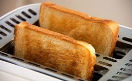 Calories du pain de genes, la valeur nutritionnelle et vertues pour la santé
